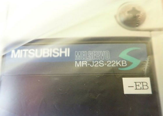 MITSUBISHI Industrial AC SERVO DRIVE MR-J2S-22KB-EB 22KW MR-J Servo Verstärker 400V neu