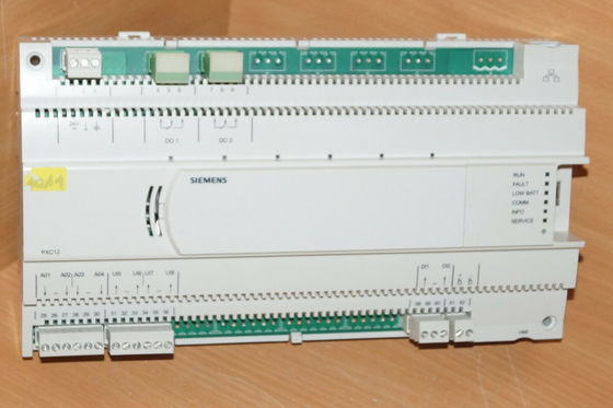 PXC12-E.D Siemens Hardware Übersicht PX ähnlich, mit 22 Eingängen / Ausgängen