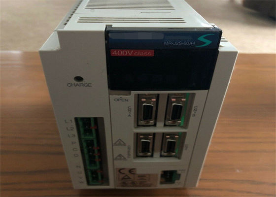 Mitsubishi Servo-Antrieb MR-J2S-60A4 600W Industrieller Wechselstromverstärker 1.4A 380-480VAC NEU