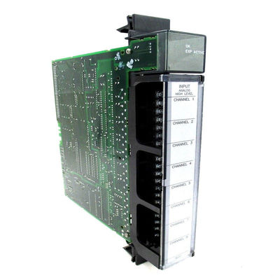 GE IC200MDL742 24-Volt-DC-Versamax-Positivlogik-Ausgangsmodul mit 16 diskreten Ausgängen in 2 Gruppen
