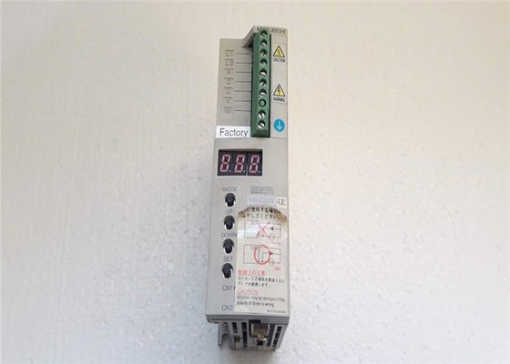 Mitsubishi 3-Phasen-Industrialverstärker MR-C20A-UE Servomotor 200W Ausgang 1,5A 3AC