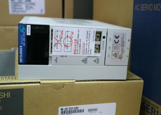 Mitsubishi Motor Driver MR-J2S-70CP-S259 Industrieller Wechselstrom-Servoverstärker 750W Eingang 3.8A