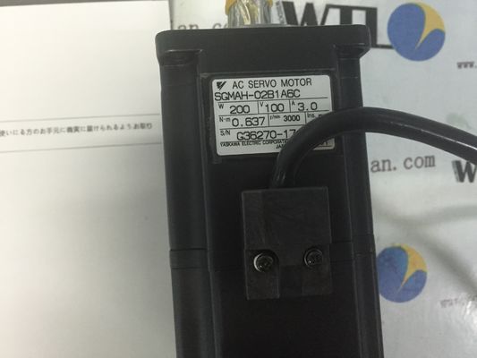 Yaskawa AC Industrieller Servomotor SGMAH-02B1A6C 200W 200V BRAND NEW