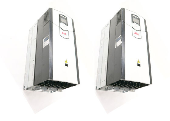 ACS880-01-084A-7 3AUA0000115105 75kW 84A Frequenzumrichter Neues