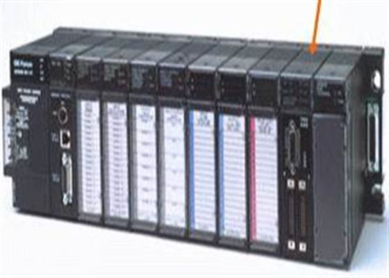 GE FANUC IC693CHS393 SERIE 90-30 Programmierbare logische Steuerung (PLC)