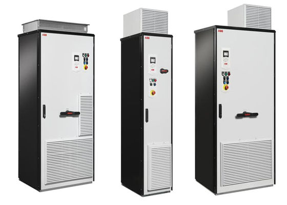 ACS880-07-0820A-3 3AUA0000138147 Frequenzumrichter-Schrank mit eingebautem Einantrieb