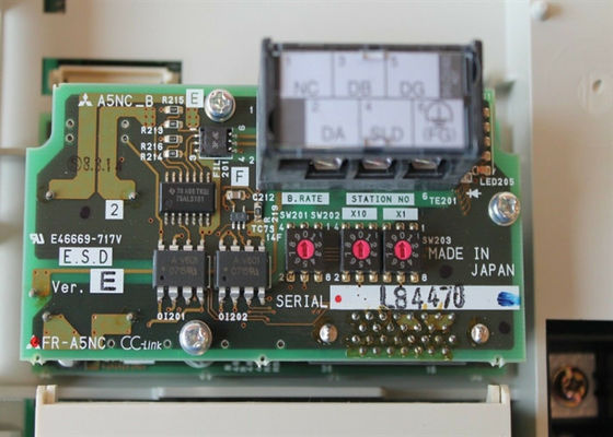 CPU-MODUL MITSUBISHI-FX5U-32MR/ES MIT INTEGRIERTEM I/S 32 INPUT INPUTS/OUTPUT 16 DIGITAL