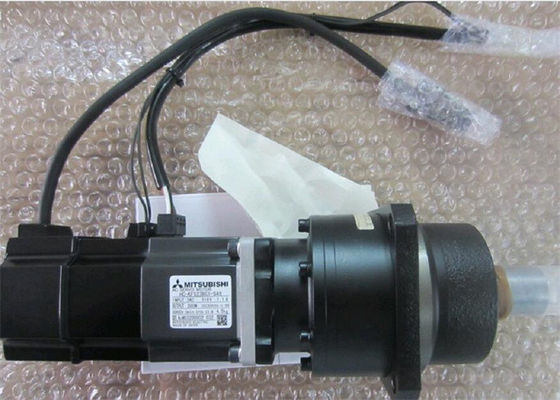 Mitsubishi AC Industrial Servomotor HC-MFS23G2 / HC-KFS23G2 mit Ausrüstung (1 / 5)