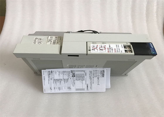 Mitsubishi AC Servo Drive MR-J2S-500B 5KW 500A AC200-230V Industrieller 3-Phasen-Verstärker
