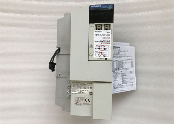 Mitsubishi AC Servo Drive MR-J2S-500B 5KW 500A AC200-230V Industrieller 3-Phasen-Verstärker