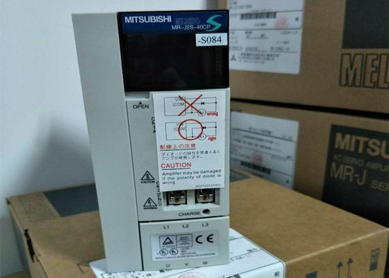 400 Watt Mitsubishi Teile Wechselstrom-Servoverstärker MR-J2S-40CP-S084 Industrieantrieb 40A NEW
