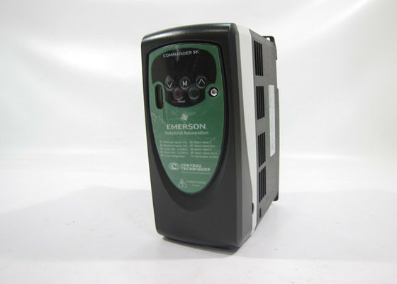 Kontrolltechniken Kommandant SKB3400110 1,1 kW 2,8A 380 - 480VAC Wechselfrequenzantrieb