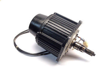 Yaskawa Industrieller Servomotor Elektrischer Wechselstromservomotor 1150W 7.3A SGMDH-12A2A-YR12