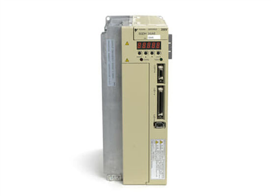 Neuer SGDH-30AE Yaskawa Sigma II Original-Servoverstärker 0,5 KW