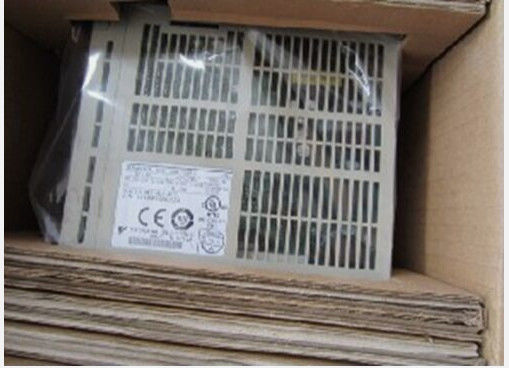 Yaskawa SGDM-10ADA 200-230V 50/60HZ Wechselstromantriebe Ein-/Dreiphasen 200V