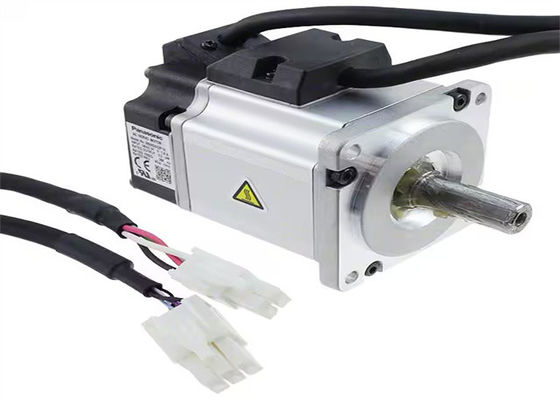 PANASONIC INDUSTRIAL AUTOMATION MSMD021P1S SERVO, A4, 200W 2500P/R Zuwachscodeur, 100V-Motor, Schlüssel und TAP-Welle