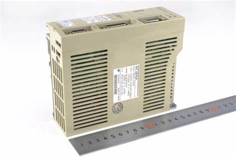 SGD-02AP 200V Yaskawa Marke Servo Antriebe Original Neues in der Box 200V