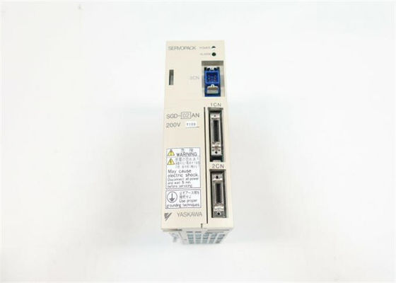 Yaskawa SGD-02ANY6 Industrie-Servo-Antriebe neu in Original-Box