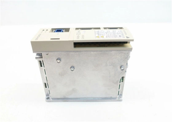 Yaskawa SGD-02ANY6 Industrie-Servo-Antriebe neu in Original-Box