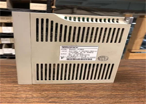 Yaskawa SGDA-A3BS Servo-Antriebe brandneu in Original-Box 100V