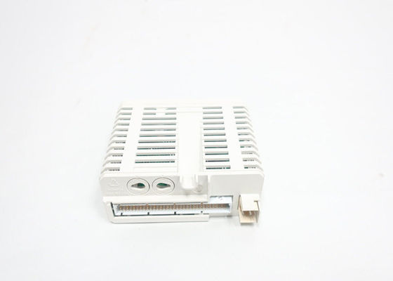 ABB DI814 3BUR001454R1 Digitales IO-Modul 24V Stromversorgung 16 Kanäle