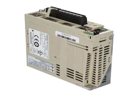 Yaskawa SGDS-02A12A Wechselstromverstärker 200-230V 2.4A 200W Neues