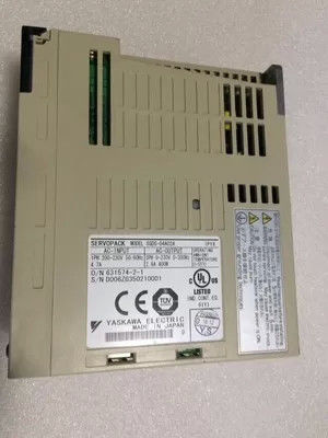 Yaskawa SGDS-04A02A Neuer Wechselstromverstärker 200-230V 4.7A 400W