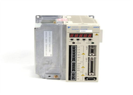 Yaskawa SGDH-05DE Neuer Servoverstärker 400V 0,5kw Neuer im Original