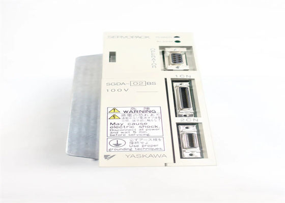 Japan Neuer Original Yaskawa Servo Verstärker SGDA-02BS 115V 200W