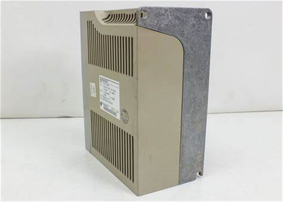 SGDL-04AP Yaskawa Servo-Antriebe neu im Original 200-230V 0.35HP