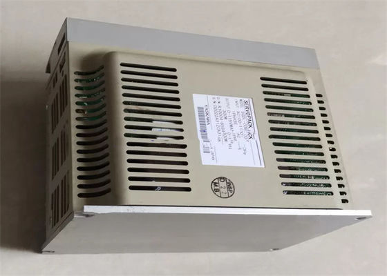 Brandneue Yaskawa SGDL-03BP Servo-Antriebe 3 Phasen in Original-Box