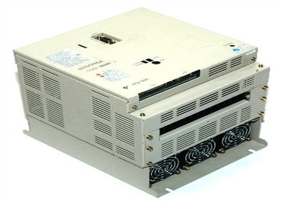 Yaskawa Neuer Wechselstrom-Servoverstärker SGDB-44ADG 230V 3 Phase In Box