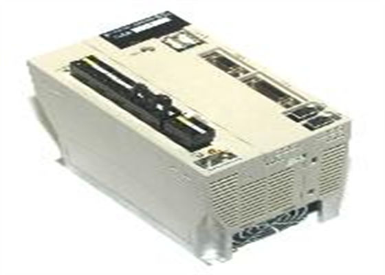 Yaskawa SGDS-50A15A Wechselstromverstärker 200V Spannung Neu