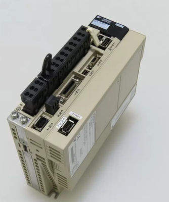 Yaskawa AC Servo Verstärker Modell SGDV-180A15A Brand Neues In Box
