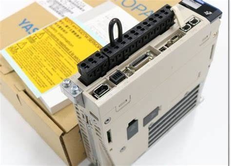 Yaskawa SGDV-550A11A 10W bis 55kW, 1,6 kHz Bandbreite Der Sigma-5 Servo