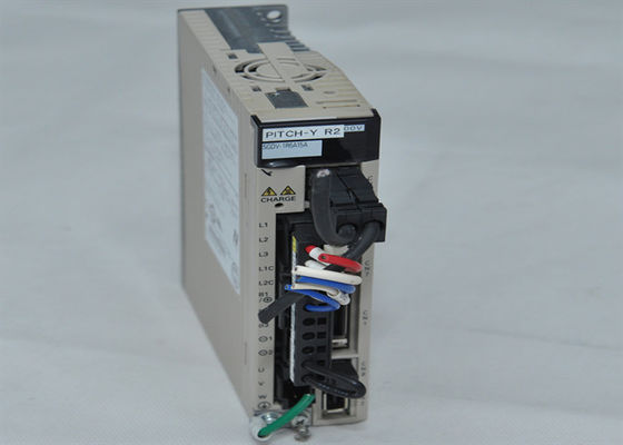 Yaskawa SGDV-1R6A15A Wechselstrom-Servo-Verstärker 200W brandneu in der Box
