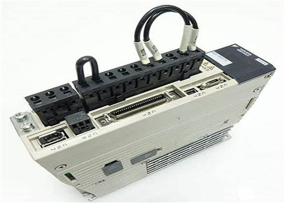 Yaskawa SGDV-1R6A21A 220V Wechselstrom-Servoverstärker 0,2kw Neuer Original