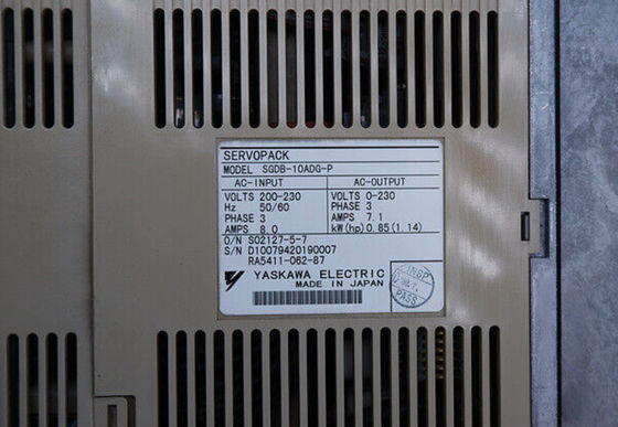Yaskawa SGDB-30ADG-P Antriebe-AC-Servo wird zur Reparatur unterstützt 200V 3PHASE 3KW DIGITAL