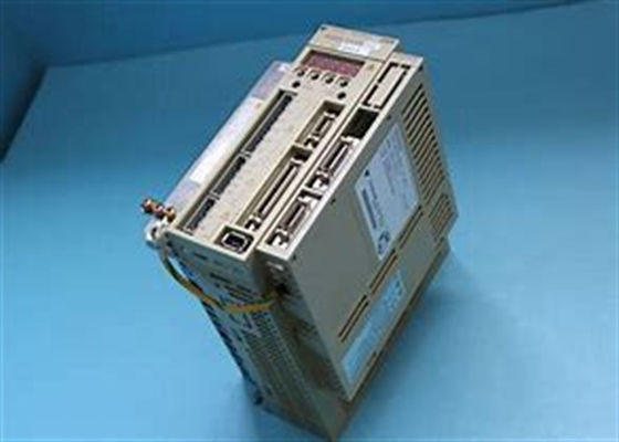 SGDH-05AEY291 Yaskawa Marke Wechselstrom-Servoverstärker Neue Originalbox