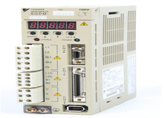 SGDM-01BD Yaskawa Sigma Serie Servo Verstärker Original Neue Box