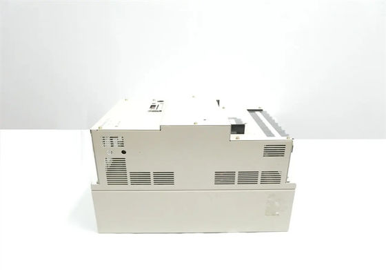 SGDH-1AAE Servo-Antriebe Yaskawa Neu in Original-Box 230V
