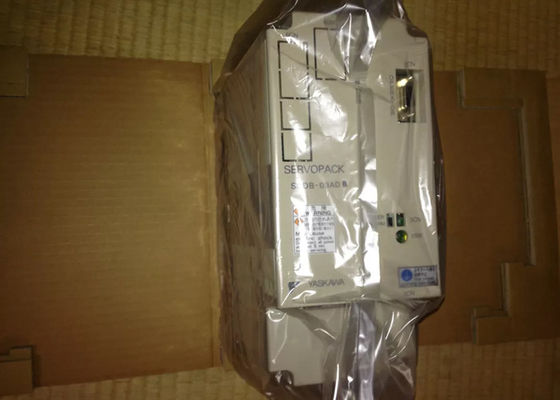 Yaskawa SGDB-03ADB Wechselstrom-Servo-Antriebe brandneu in Original-Box