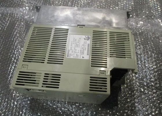 AC Servo Verstärker Yaskawa SGDB-30ADM Original Brand Neues In Box