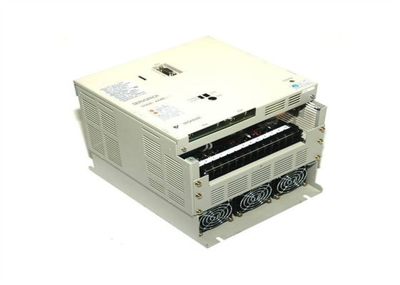 SGDB-44ADS Yaskawa Industrie-Servo-Antriebe brandneues Original