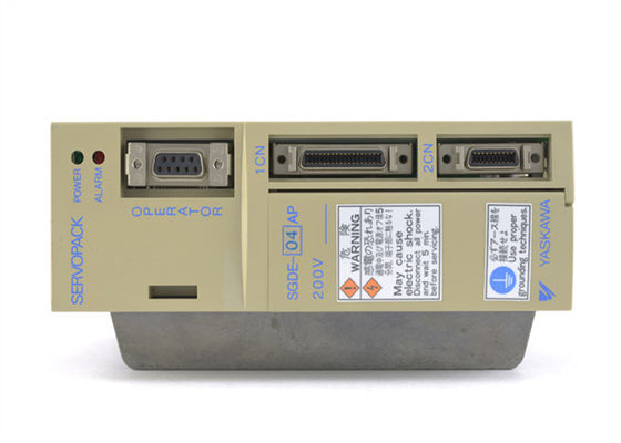 SGDA-04AP Yaskawa Servo-Antriebe brandneu in Original-Box 200V