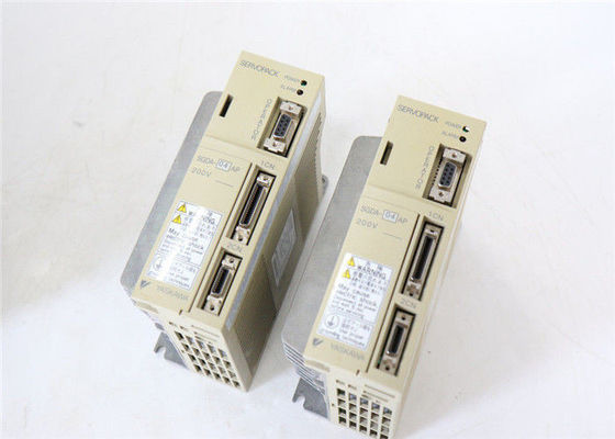 SGDA-04AP Yaskawa Servo-Antriebe brandneu in Original-Box 200V