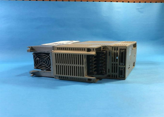 Industrielle Servo-Antriebe brandneue Original-Box Yaskawa SGDB-05AD