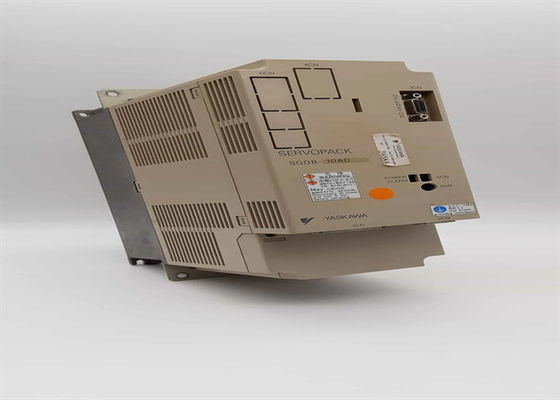 SGDB-10AD Wechselstrom-Servo-Antriebe Yaskawa brandneu in Original-Box