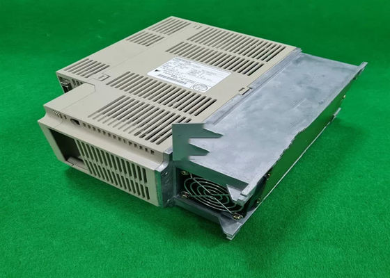 Yaskawa SGDB -15ADP Sigma Serie Servo Antriebe Neue Originalbox