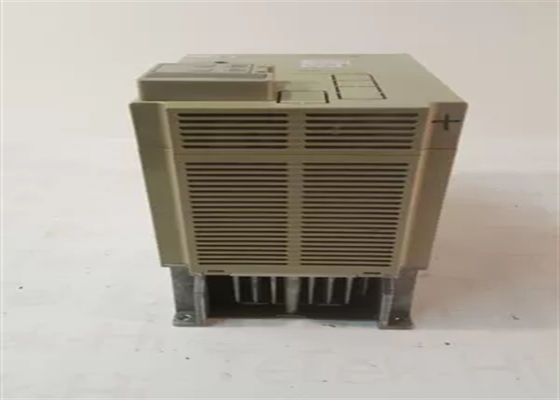 Neue Industrie-Servo-Antriebe Yaskawa SGDB-20ADP in Original-Box